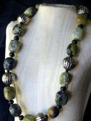 Chunky Green Turquoise Necklace